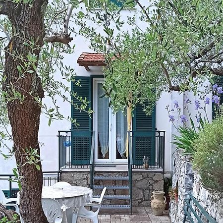 Апартаменты La Piazzetta Di Gra E Baldo Сестри-Леванте Экстерьер фото